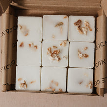 Load image into Gallery viewer, • Energise •<br>Lemon, Lime, Grapefruit & Mandarin<br>9 scented wax melts