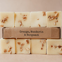Load image into Gallery viewer, • Invigorate •<br>Orange, Mandarin, Bergamot, Lavender, Chamomile<br>9 naturally scented wax melts