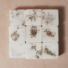 Load image into Gallery viewer, • Refresh •<br>Bergamot, Eucalyptus, Lemon & Peppermint<br>9 naturally scented wax melts