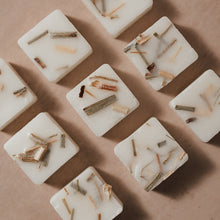 Load image into Gallery viewer, • Uplift •<br>Lemongrass, Lemon, Geranium & Litsea Cubeba<br>9 naturally scented wax melts